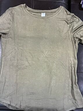 Old Navy Olive Green Ribbed Short Sleeve Tee